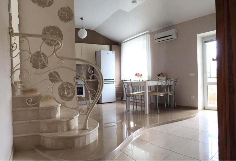 Апартаменты В Частном Доме Odesa Exterior foto
