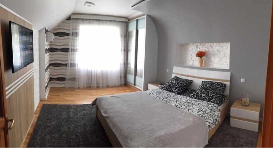 Апартаменты В Частном Доме Odesa Exterior foto